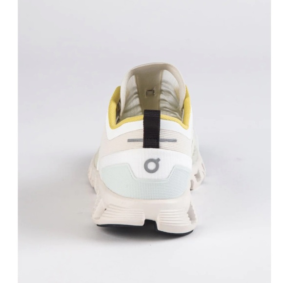 On Cloud X Shift Sneaker NWT Size 11 - Picture 3 of 15